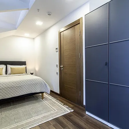 Sleek Flat With Great Location In Sisli * Istanbul
