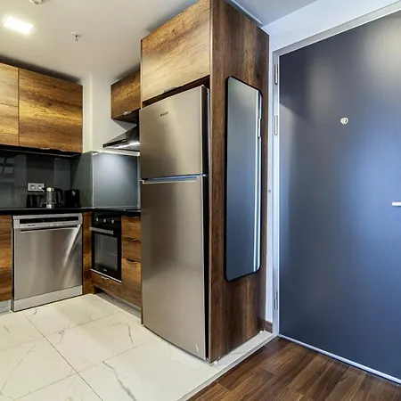 Sleek Flat With Great Location In Sisli * Istanbul