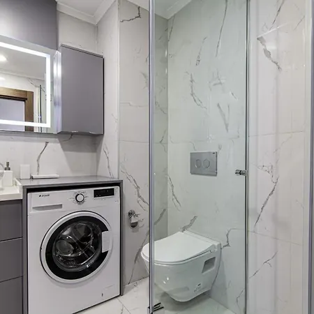 Sleek Flat With Great Location In Sisli Istanbul