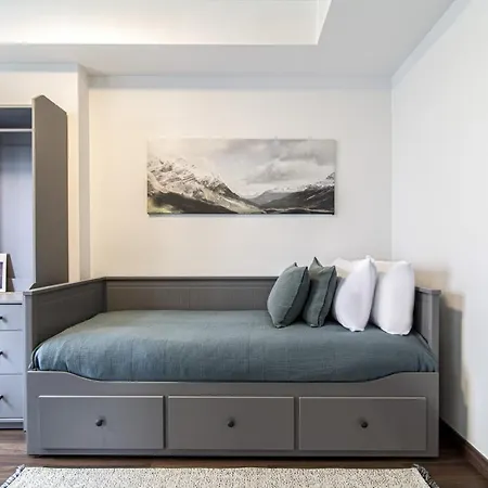 Sleek Flat With Great Location In Sisli Istanbul