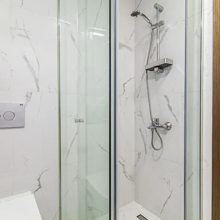 Sleek Flat With Great Location In Sisli Apartment *